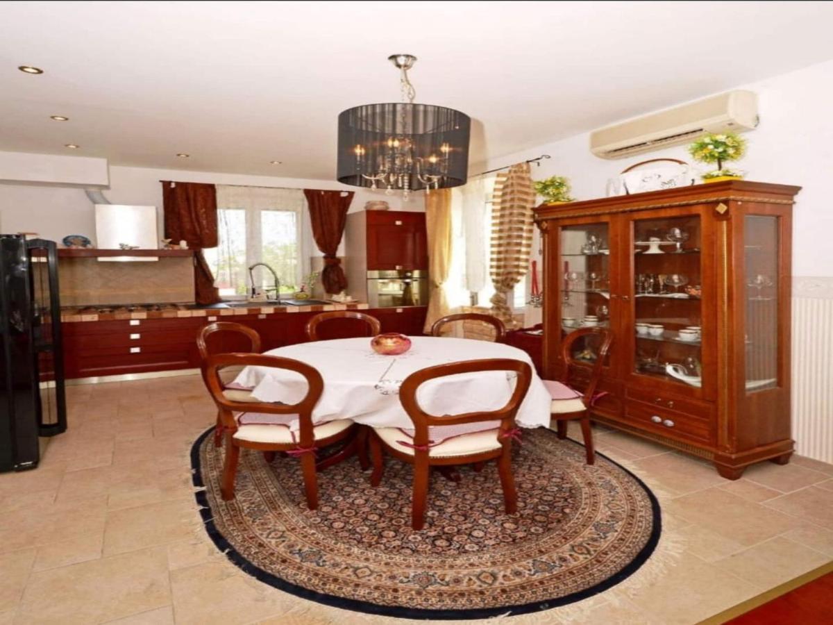 Apartment Villa Bepe Vranjic Экстерьер фото